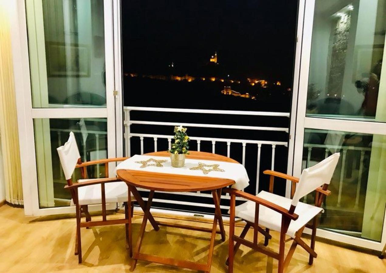 Tsarevets Panoramic Apartments Veliko Tarnovo Exterior photo