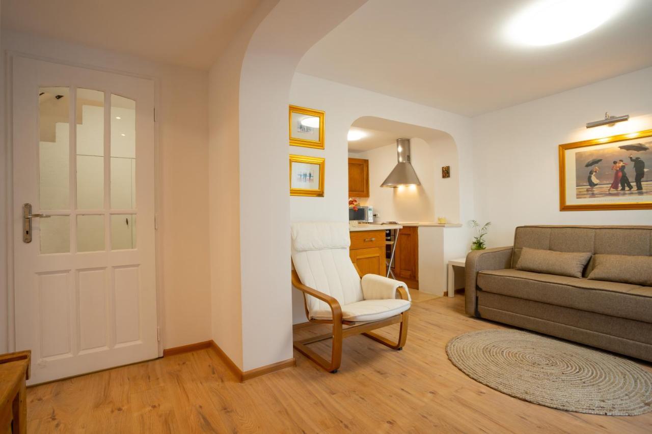 Tsarevets Panoramic Apartments Veliko Tarnovo Exterior photo
