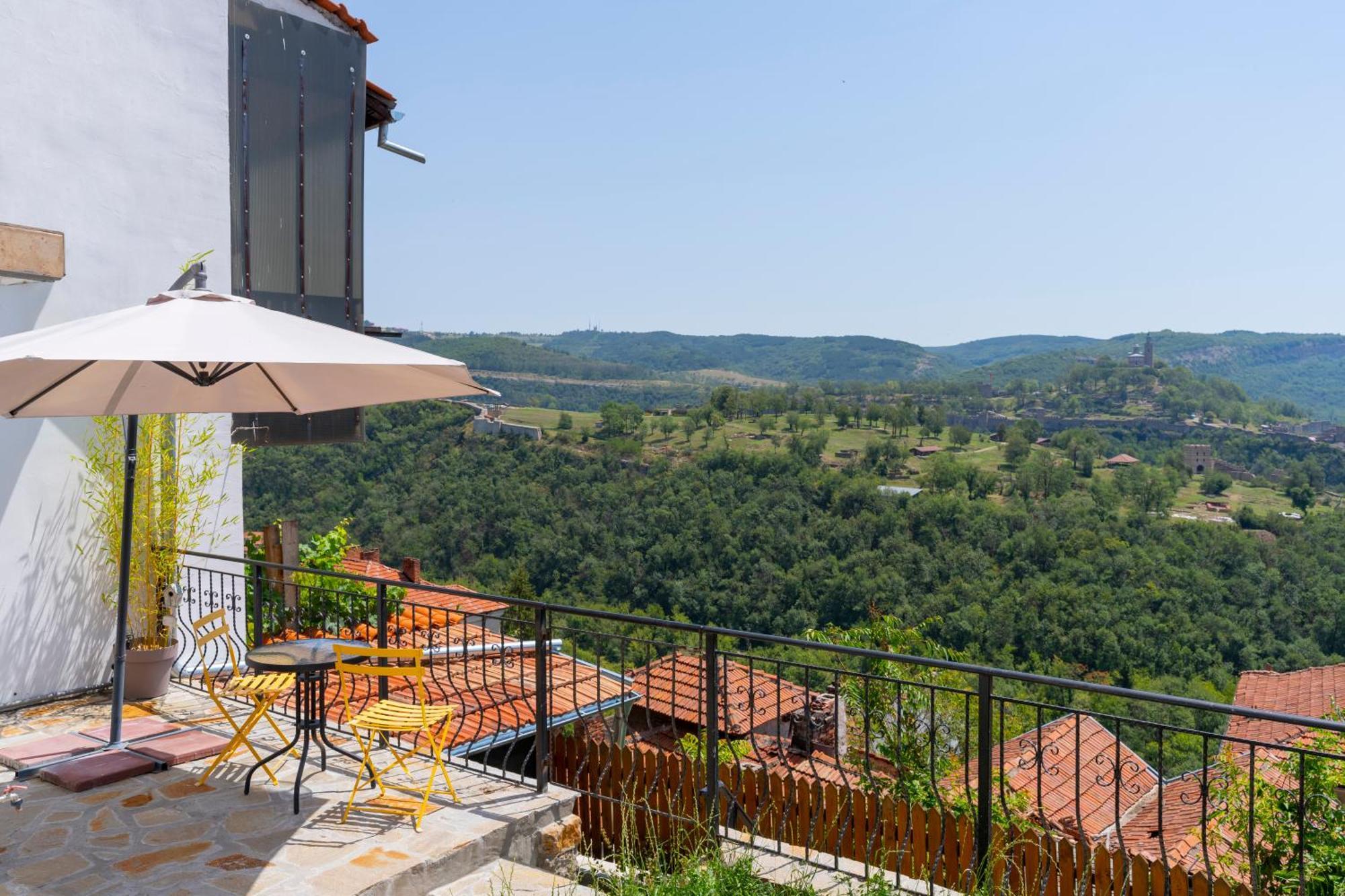 Tsarevets Panoramic Apartments Veliko Tarnovo Exterior photo