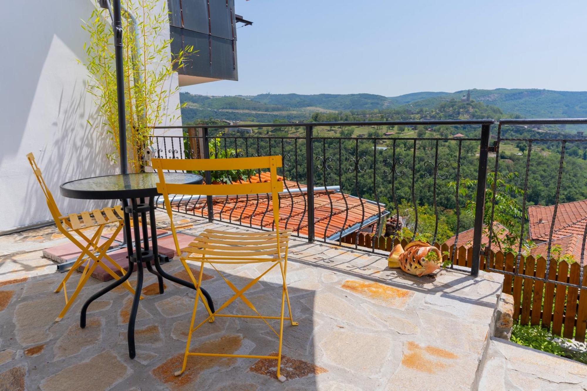 Tsarevets Panoramic Apartments Veliko Tarnovo Exterior photo